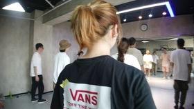 美女被直播间爆料视频网站,美女隐私视频在视频网站流传引发热议  第1张